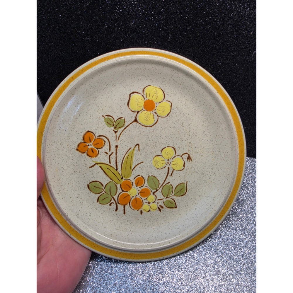 Hearthside Garden Festival Sunshine Flowers Plate 7.5 Inch Japan Vintage Floral